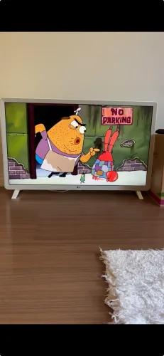 Smart TV LG 32" Branca - Excelente Estado