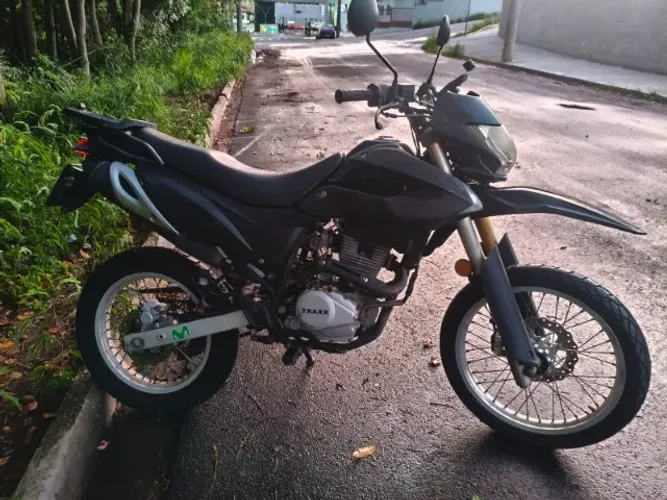 Traxx Fly 250