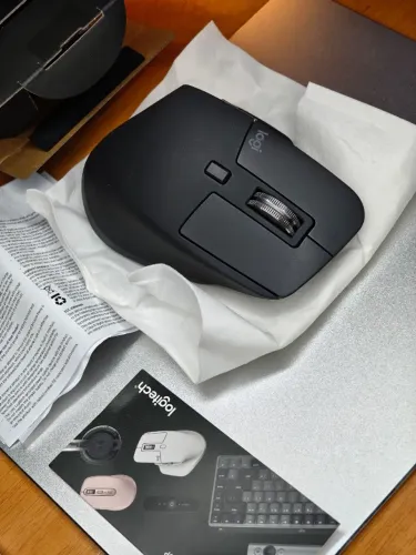 Logitech Mx Master 3s 1 semana de uso