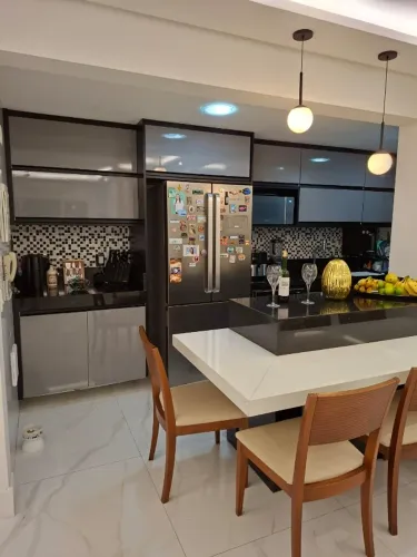 Reserva Jardim, 3 quartos + Gabinete.