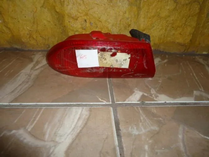 Lanterna traseira alfa 156