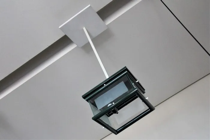 Lustre Up Cycle com Plafon Original Verde Escuro - Projeto NA-4 - Anos 60