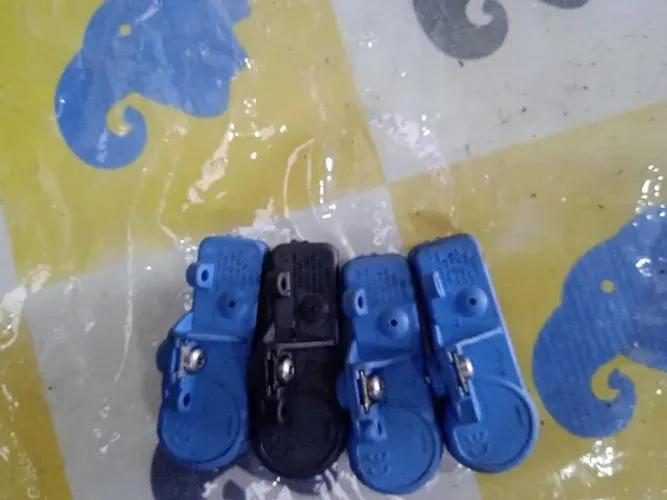 Kit 4 Bicos Sensor Pressão Pneu Ar Gm Spin