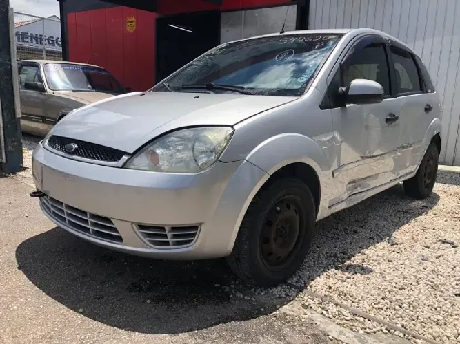 Sucata Ford Fiesta 1.0 8v 2004 zetec
