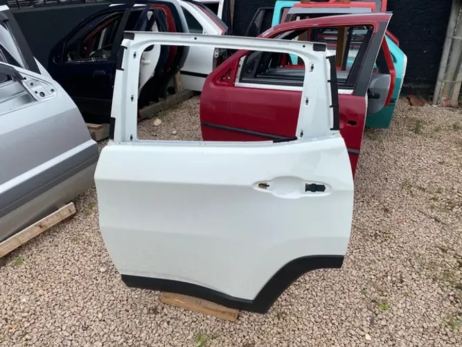 Porta Jeep compass. 