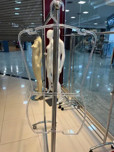 Cabide silhueta acrílico adulto