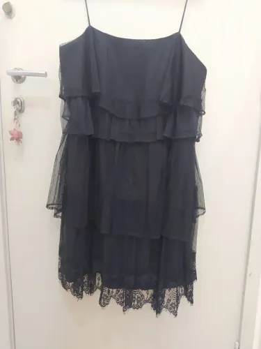 Vestido Zara de tule preto em renda da Europa, novo