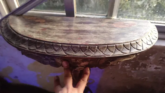 Console de madeira antigo