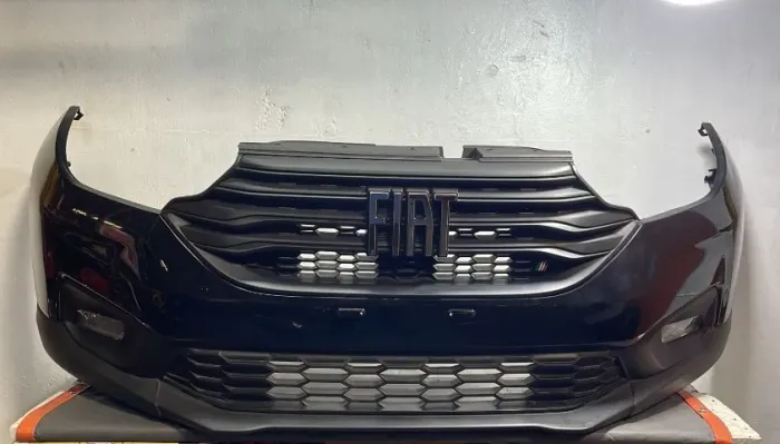 Para-choque Dianteiro Fiat Strada Nova 2017 a 2024