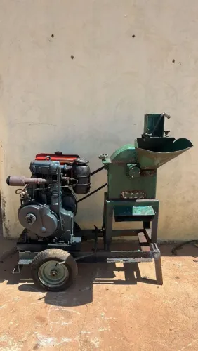 Triturador com motor diesel