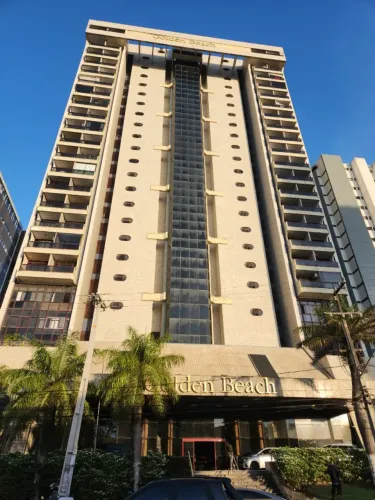 Flat pe na areia em piedade