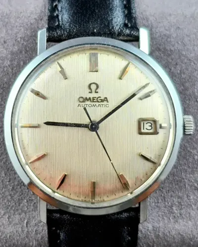 relógio Omega Vintage 33 mm, mostrador prateado, pulseira de couro  162.003