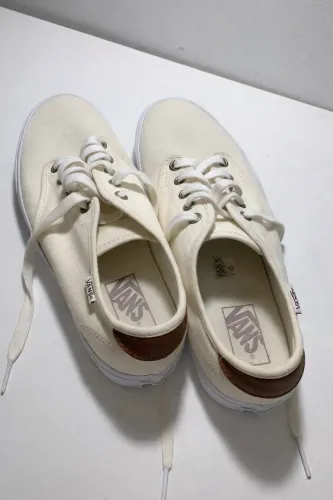 Tênis Vans Camden Original Off-White - UK 9 / US 10/ BR 42 (Novo)