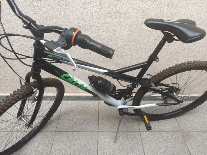 Bicicleta 21 marchas Caloi muito nova