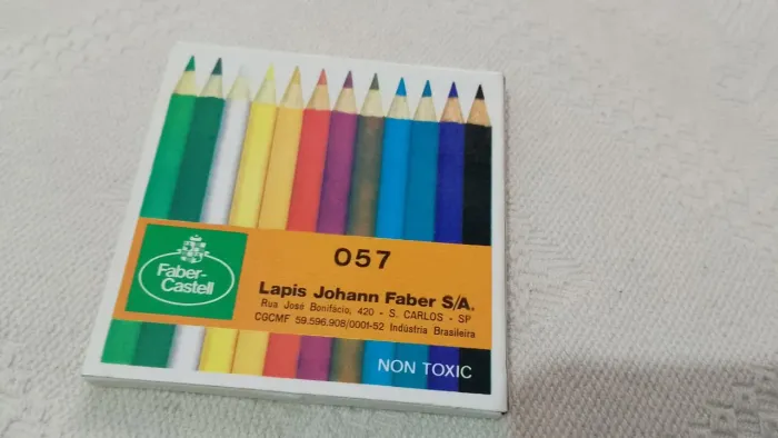 Caixa de Lápis antigo da Cor Faber Castell antigo 