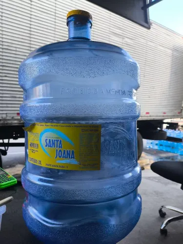 Galão de água mineral Santa Joana 20L ( 100 unidades)