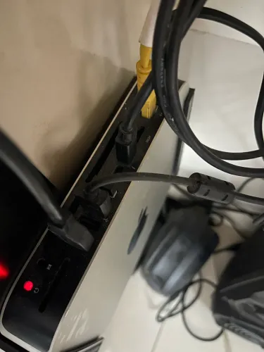 Mac Mini + Monitor + Teclado e mouse