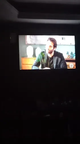 TV 52 polegadas controle remoto não é Smartv