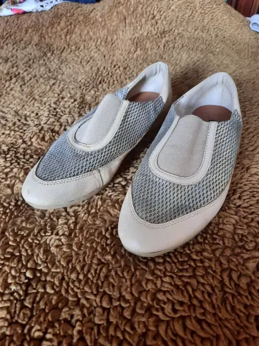 Tenis usaflex Bege e Cinza