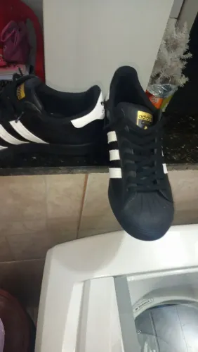 Tênis Adidas
