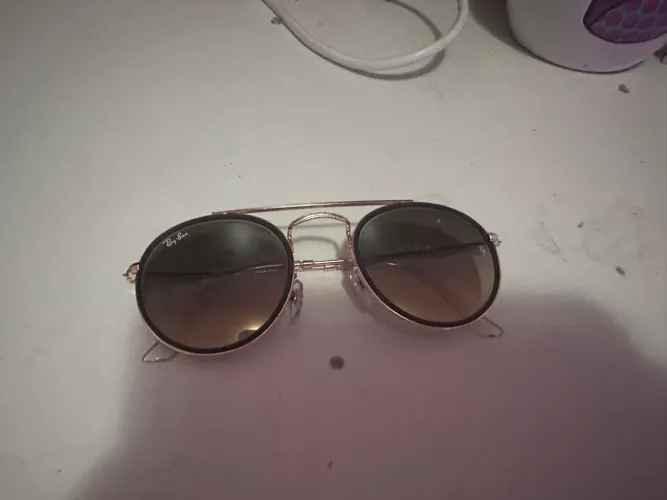 Óculos de Sol Ray-Ban Redondo Dourado
