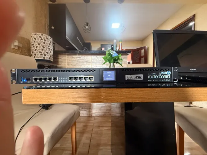 Mikrotik RB 3011