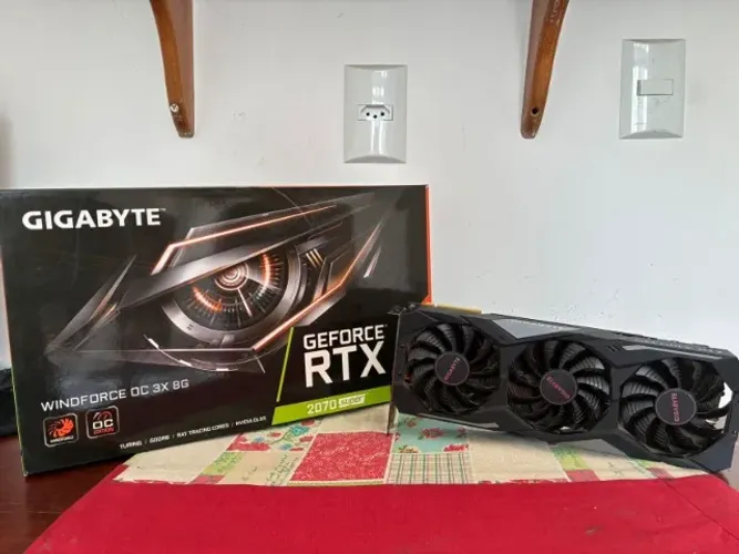 Placa de Vídeo Gigabyte GeForce RTX 2070 Super 8GB Windforce OC 3X Perfeito Estado