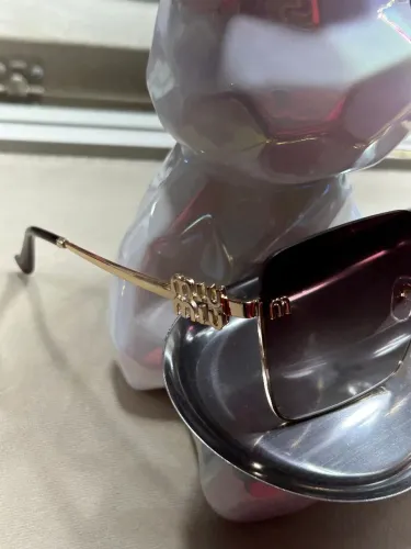 Oculos grande de sol Miumiu