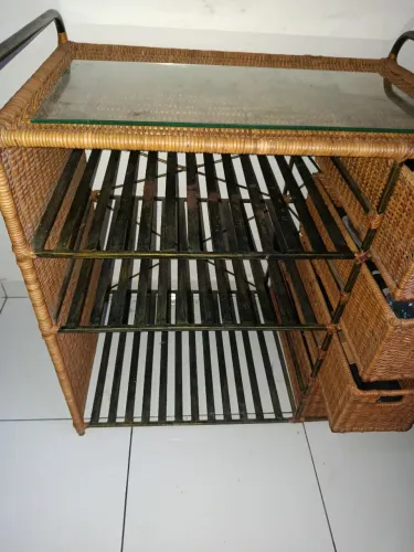 Penteadeira de ferro