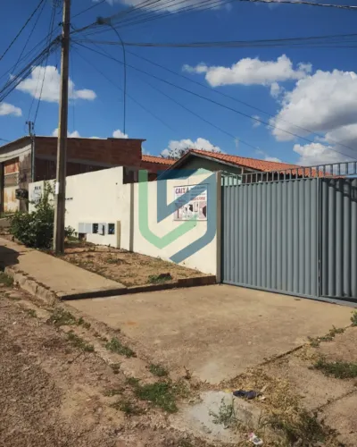 Vendo casa em condomínio 2 quartos no setor Jardim Paraiso Aguas Lindas-GO