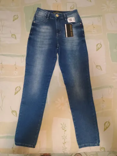 Calça feminina Lança Perfume Tam 40