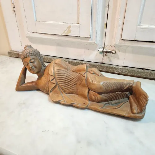 Escultura de Buda Reclinado em Madeira