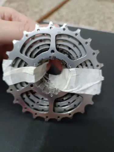 Cassete Shimano hg70-9 9 12x23  velocidades  praticamente sem uso 