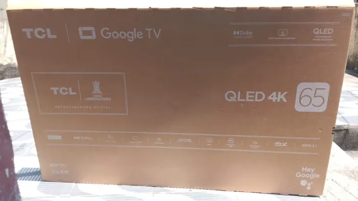 Caixa TCL QLED 65