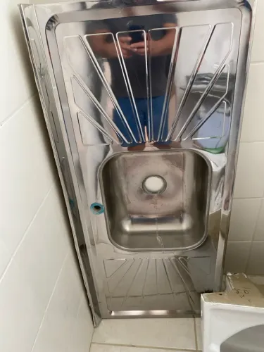Pia em aço inox e tanque em porcelanato novos 