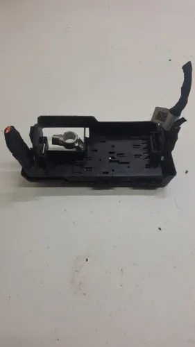 Caixa Polo Positivo Gm Onix 1.0 3cc 12v Turbo 2022 / 2023