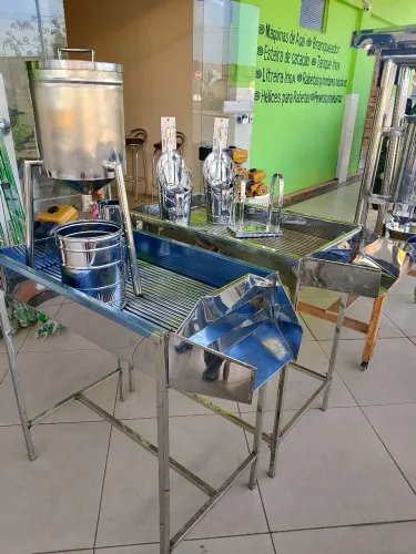 Máquina e equipamentos para ponto de açaí