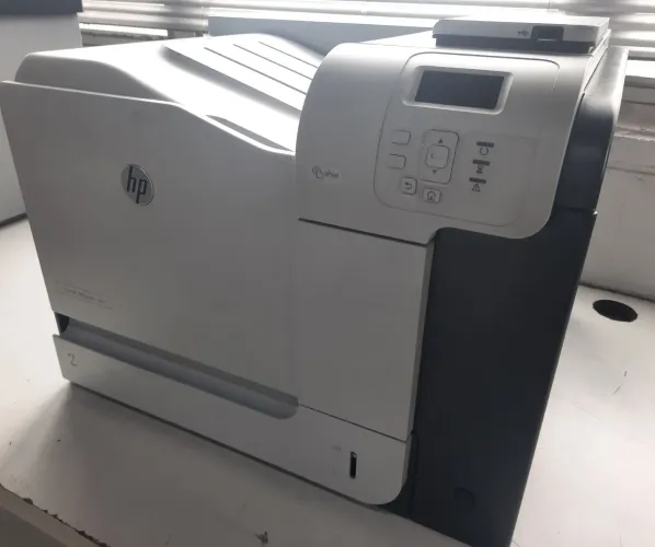 Impressora HP Laser Color M551dn - Transfer