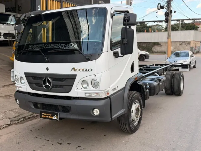 MERCEDES-BENZ ACCELO 1017 2024
