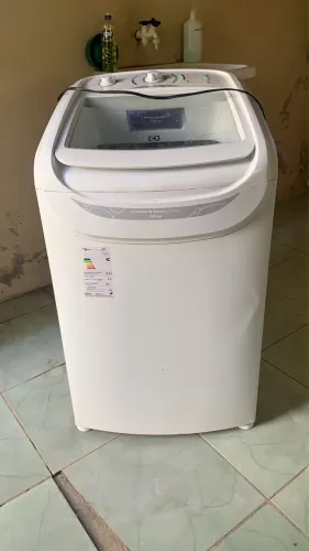 Máquina de lavar Eletrolux 10kg