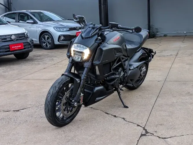Ducati Diavel Dark 1198cc 2016 c/ 18mil km