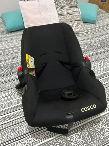 Vendo apenas cadeira