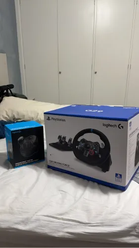 Volante g29 e câmbio logitech novos em folha!