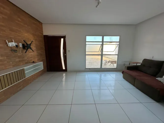 # Casa no Francês.