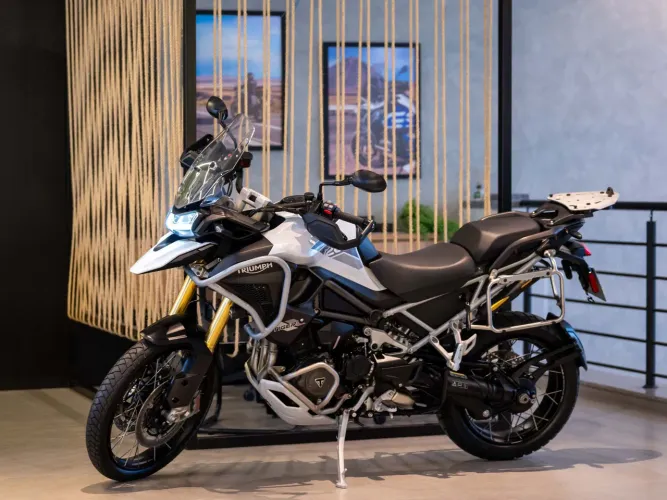 TRIUMPH TIGER 1200 RALLY PRO 2023