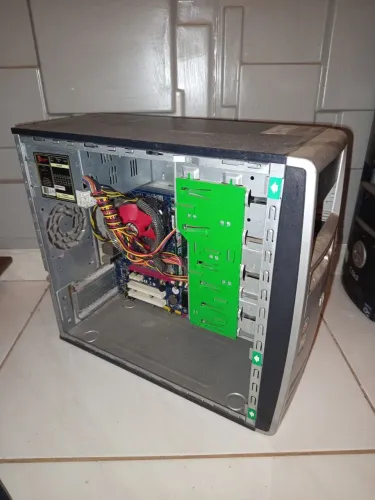PC/CPU em Excelente Estado - Vendo ou Troco