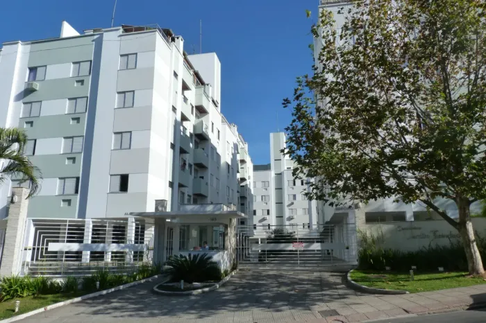 Imóvel para aluguel com 84 metros quadrados com 3 quartos em Trindade - Florianópolis - SC
