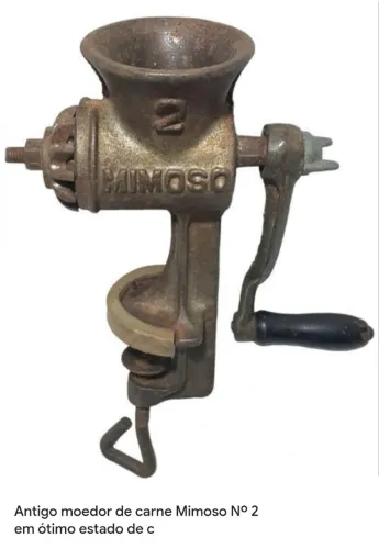 Moedor de carne antigo mimoso