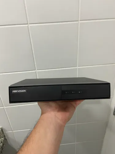 DVR HIKVISION +HD 2TB