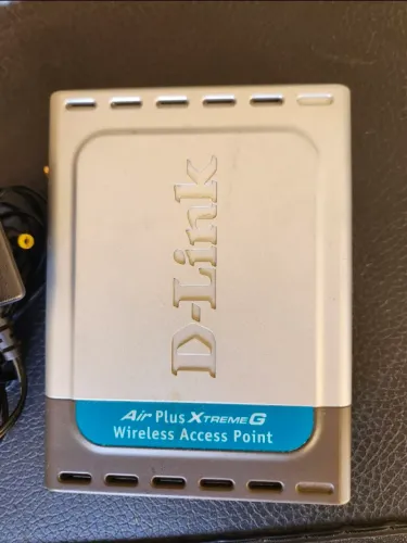 Equipamentos e peças de Informática 